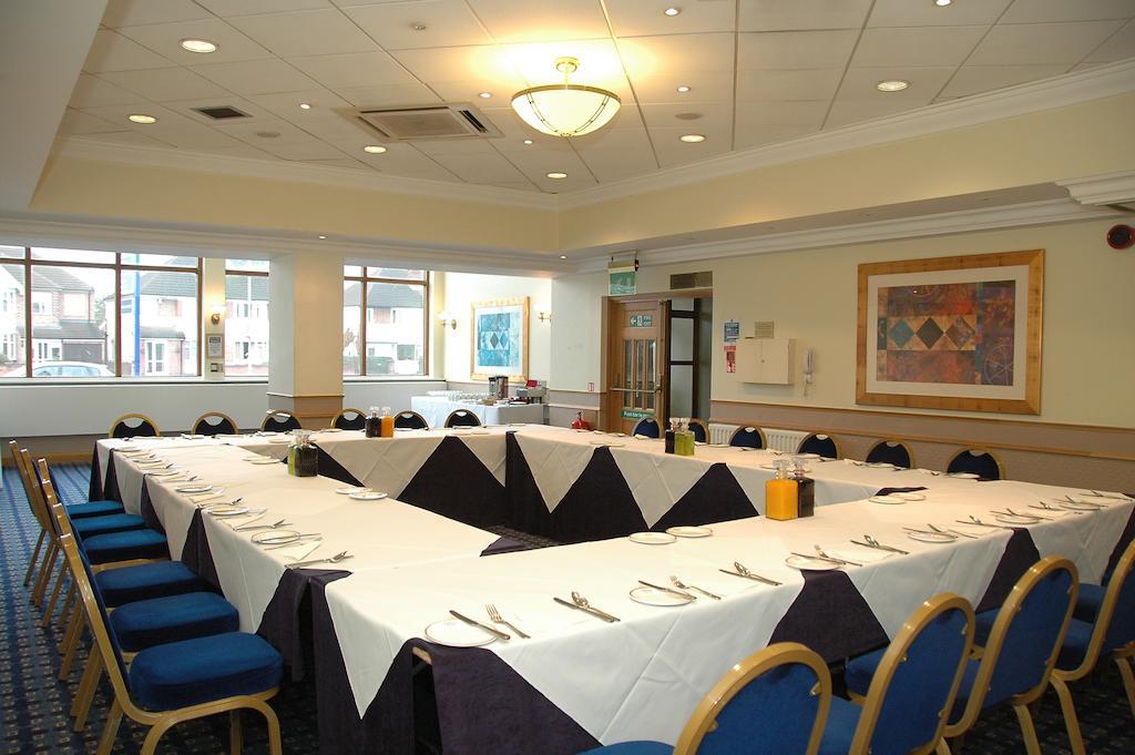 Ramada Leicester Stage