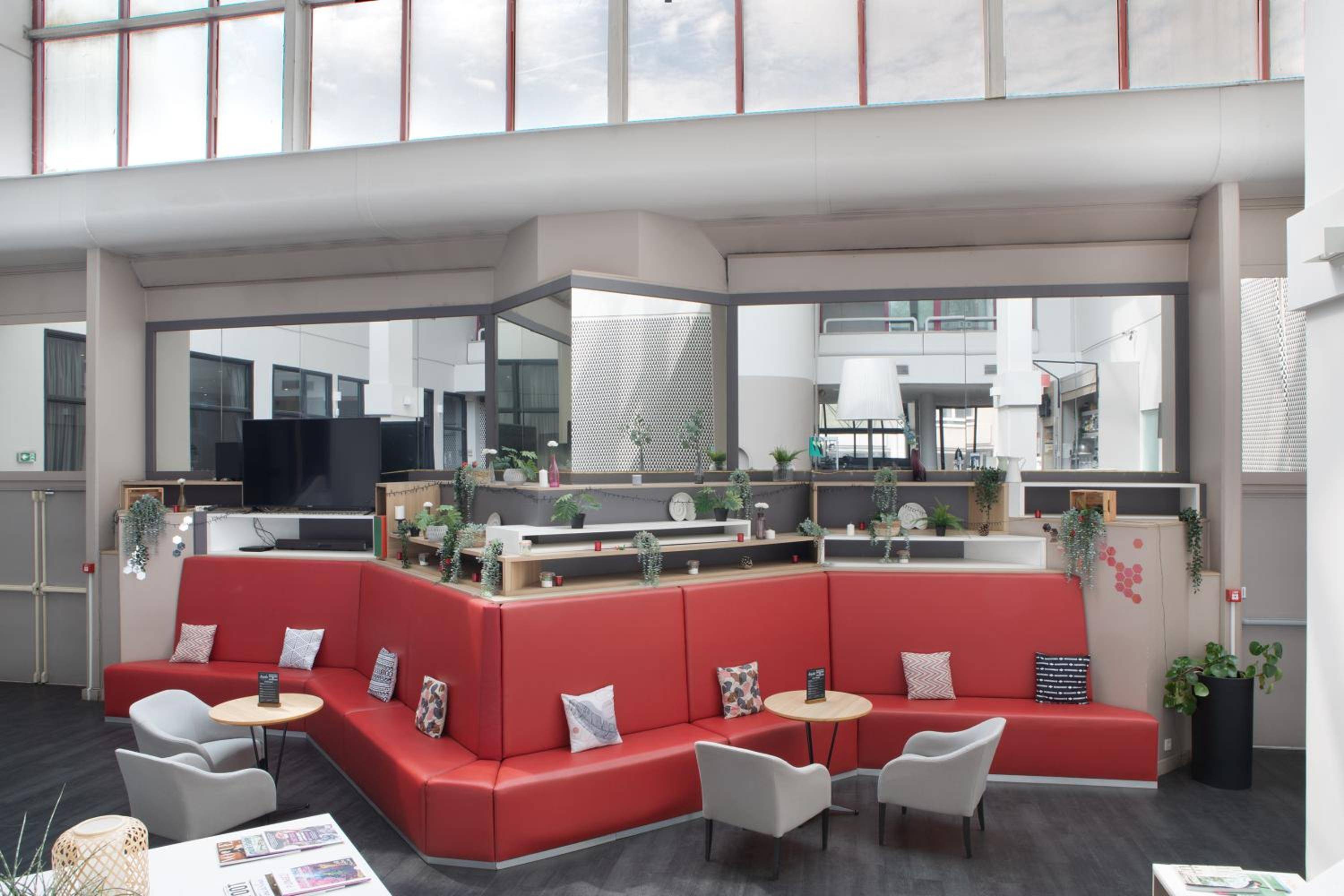 Kyriad Paris Est Bois de Vincennes