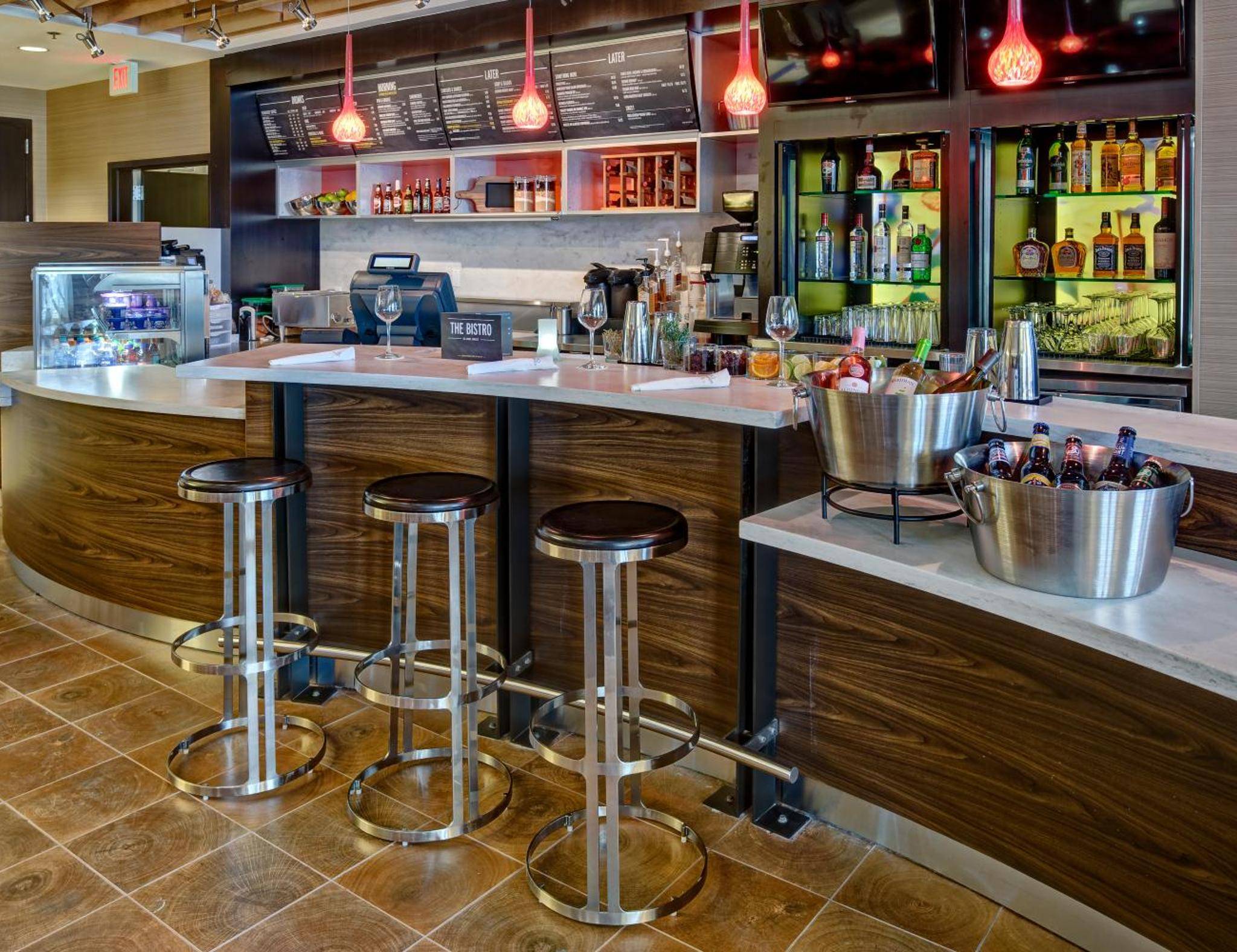 Courtyard Westbury Long Island