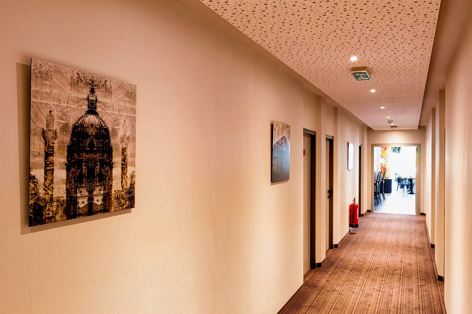 Life Hotel Vienna Airport 