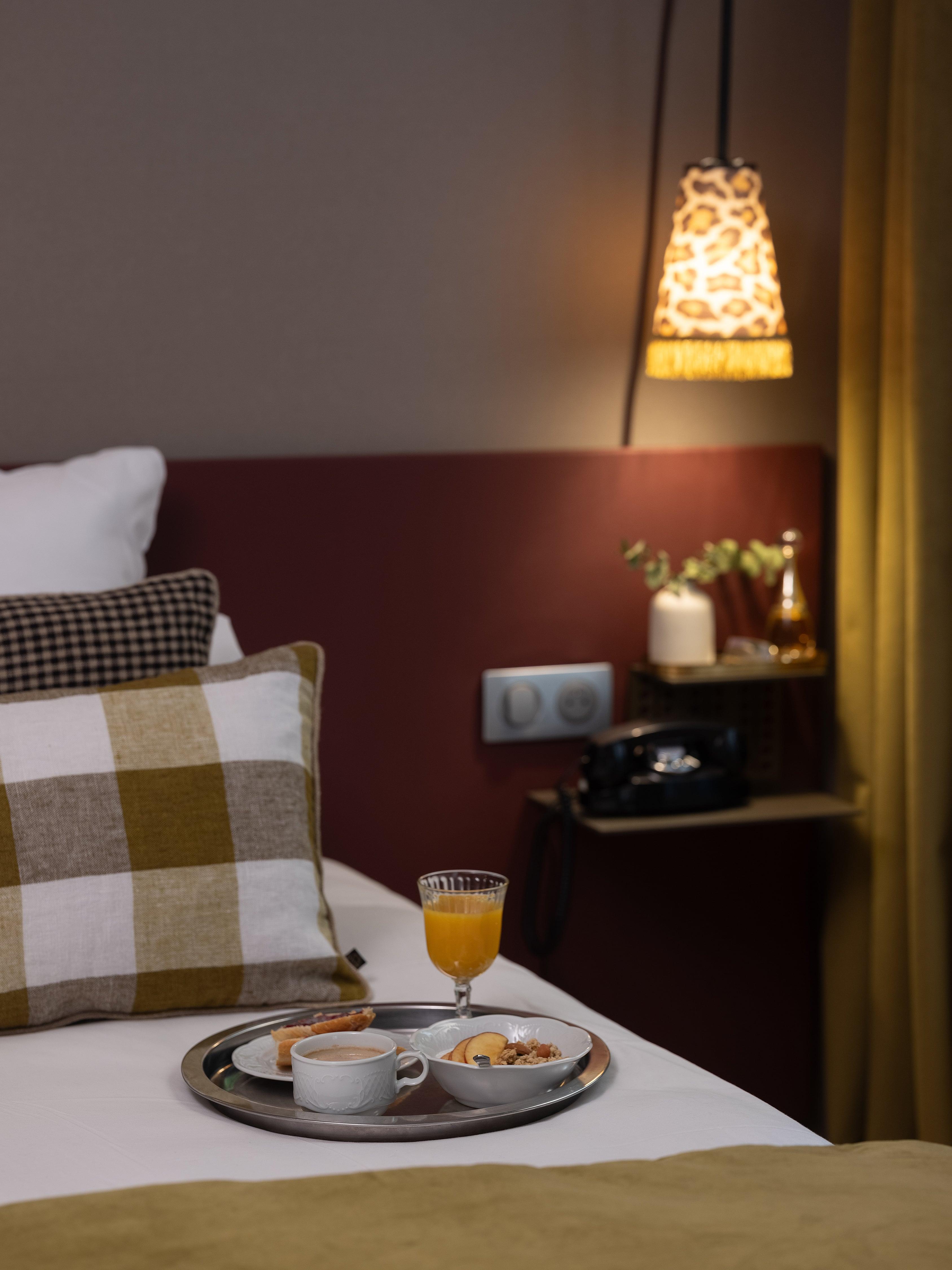 Hôtel Zélie Champs-Elysées