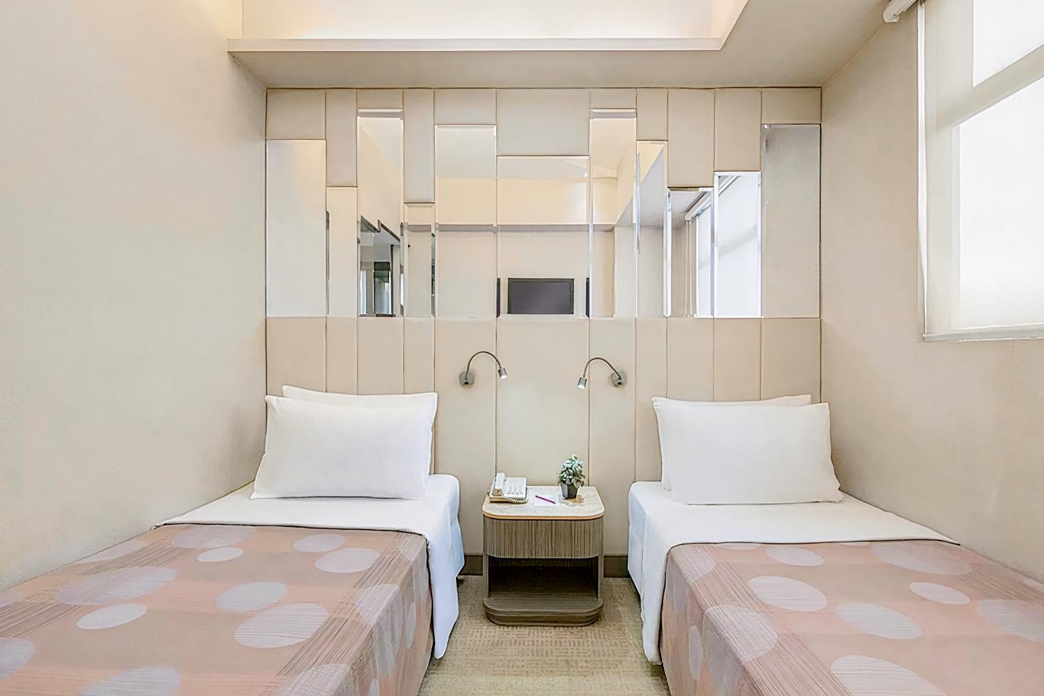 Silka Seaview, Hong Kong