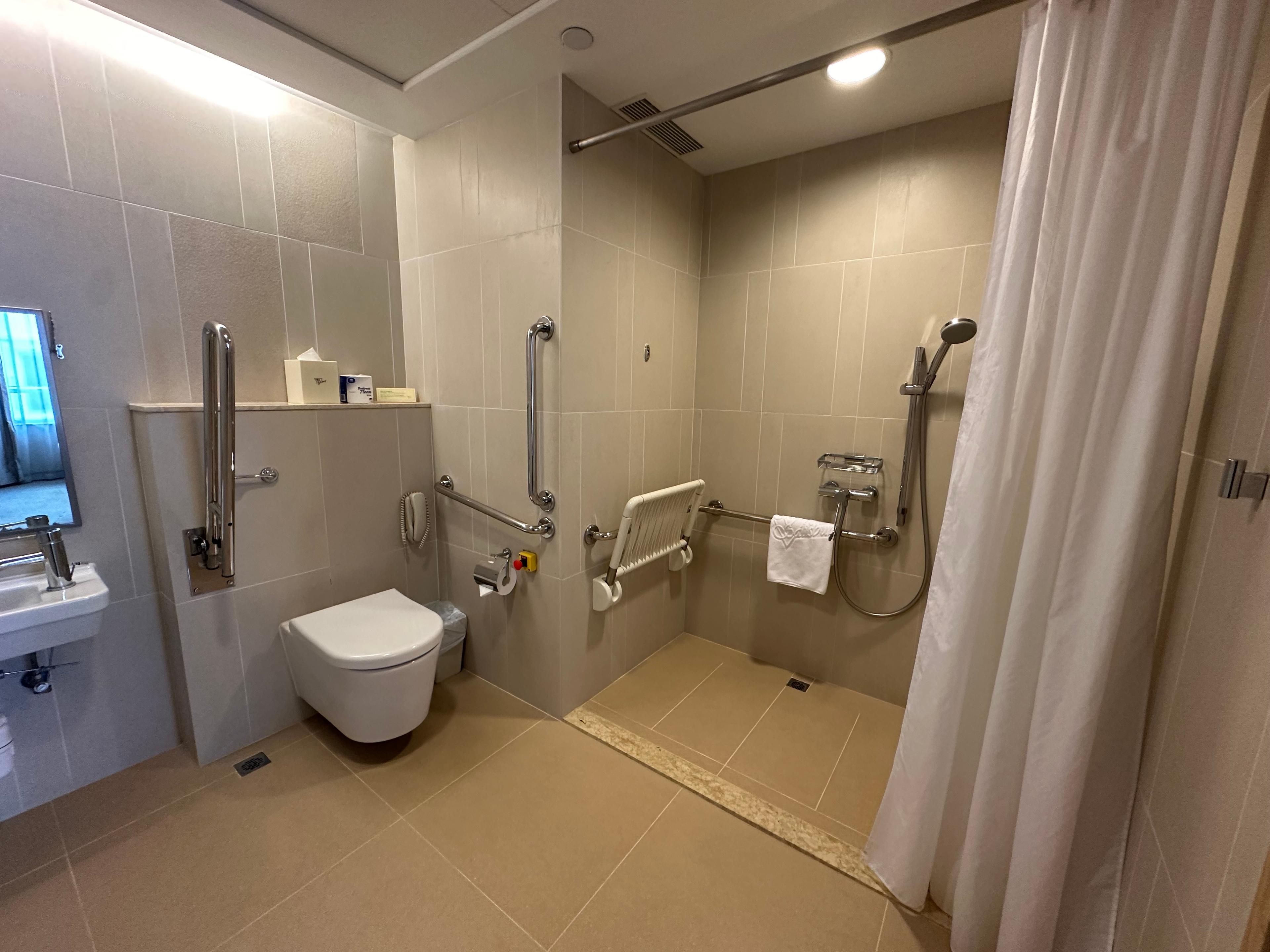 The Salisbury – YMCA of Hong Kong