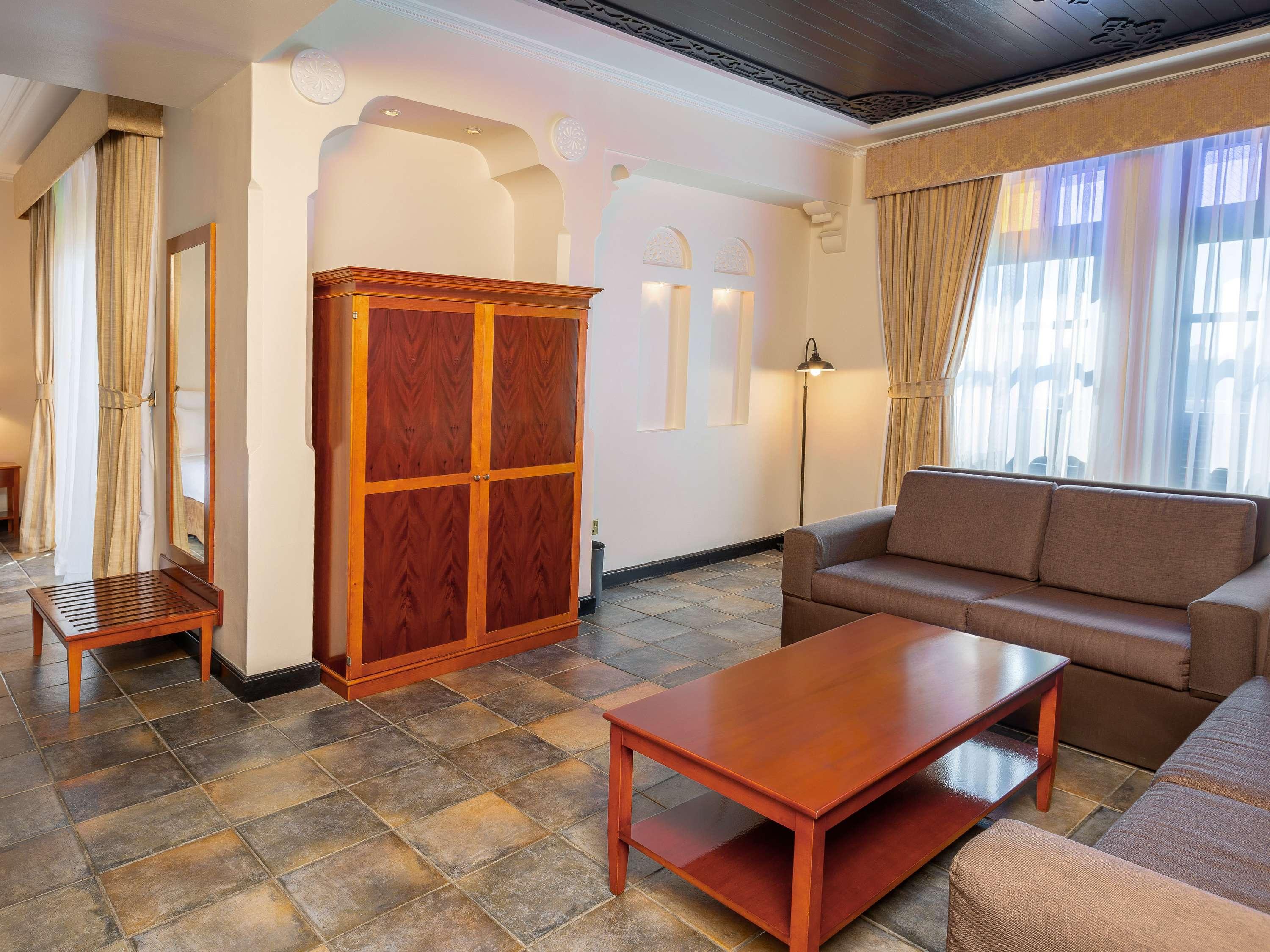 Novotel Bahrain Al Dana Resort