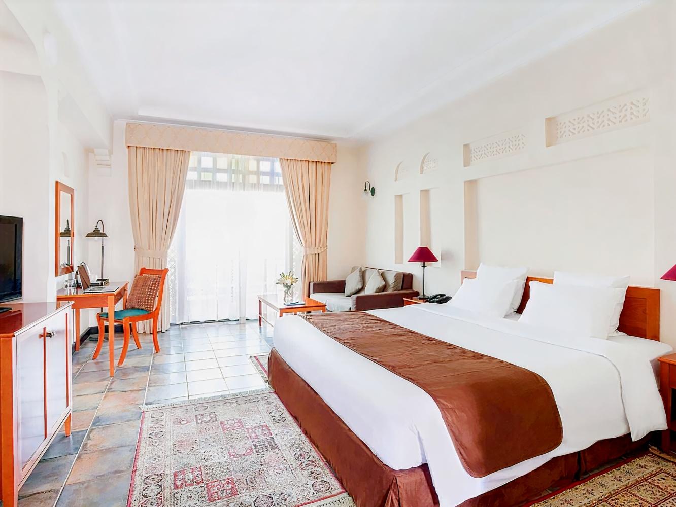 Novotel Bahrain Al Dana Resort