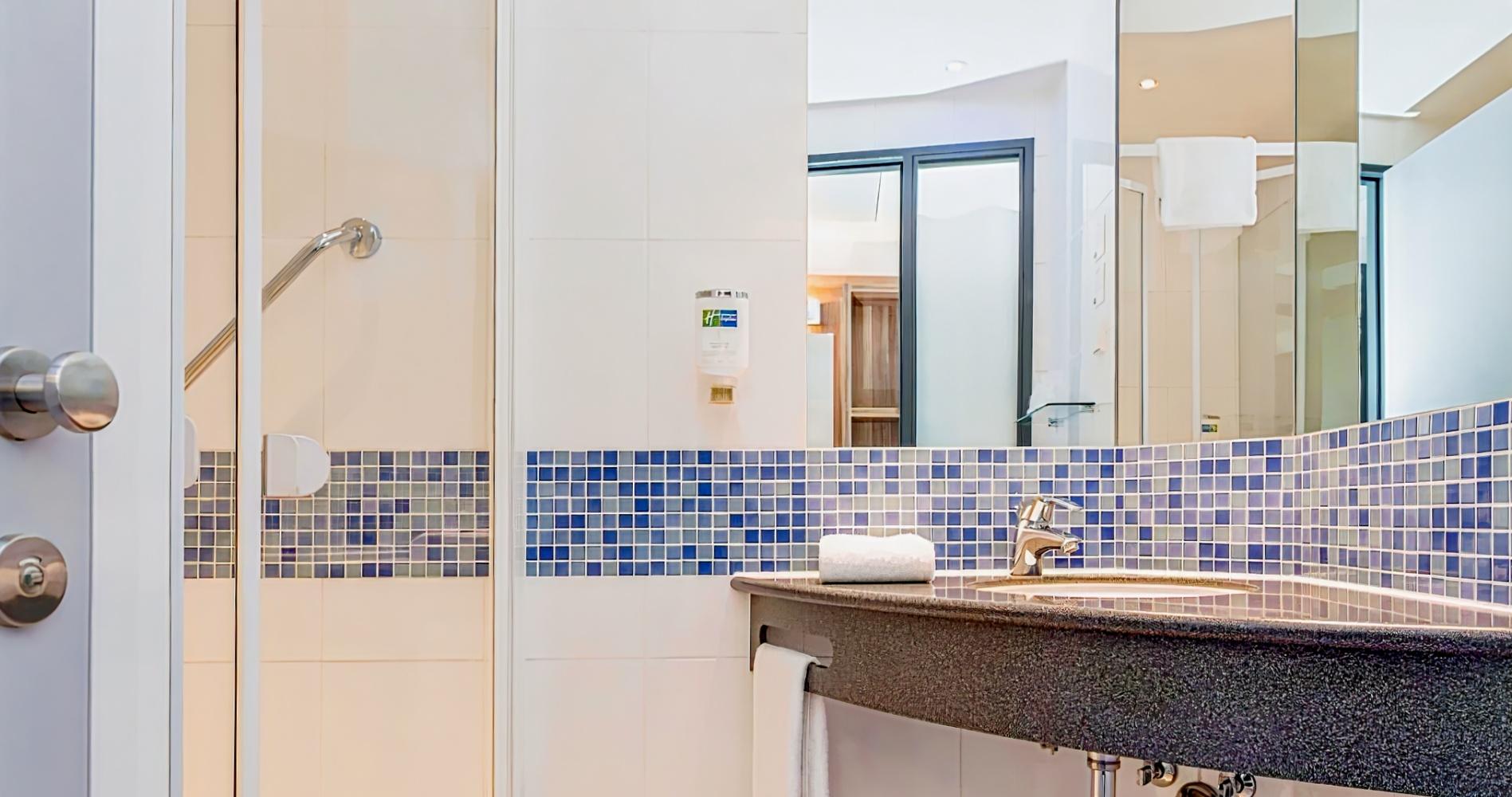 Holiday Inn Express Bremen Airport