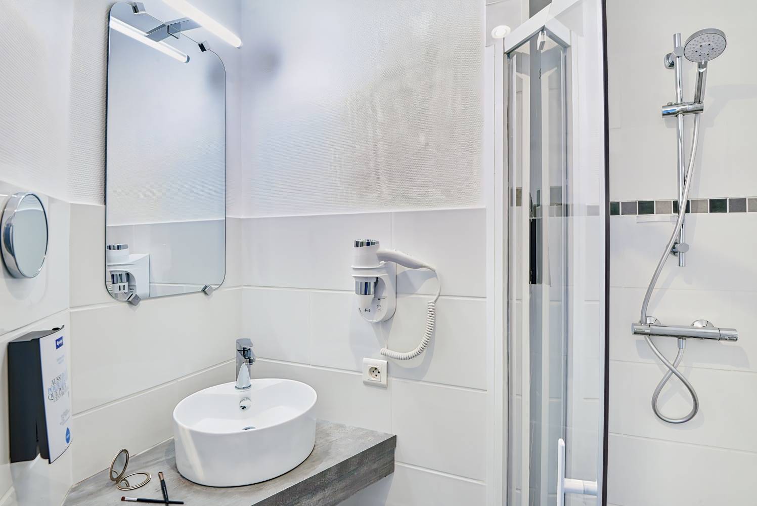 Comfort Hôtel Mons-En-Baroeul