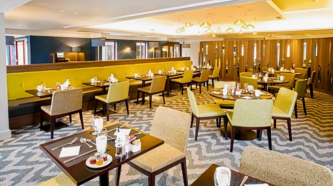 DoubleTree by Hilton Bristol North