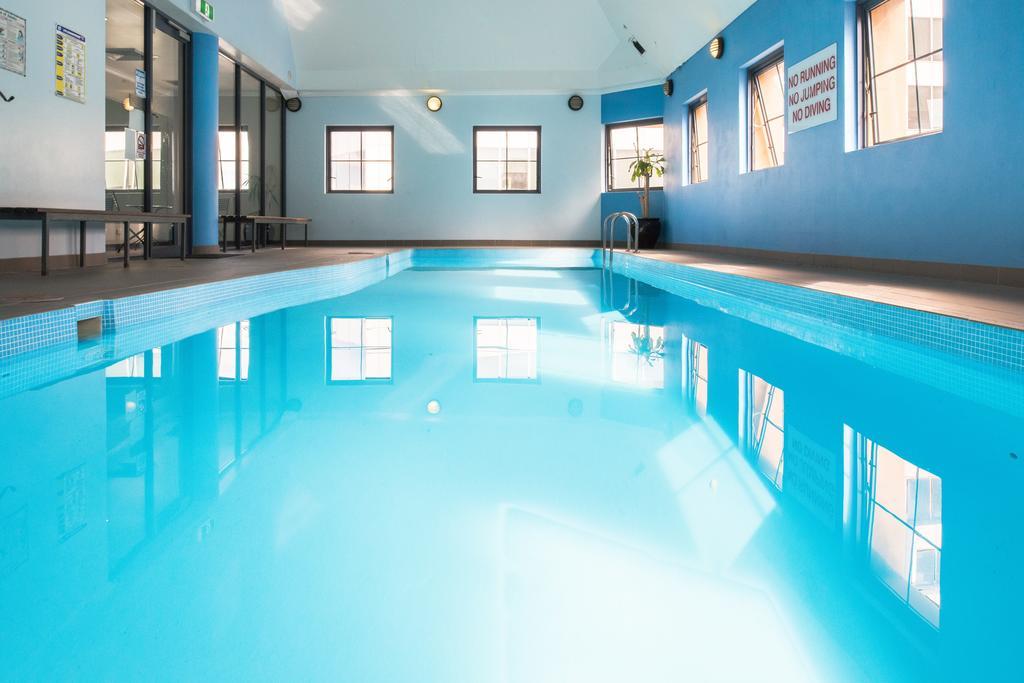 Seasons Harbour Plaza