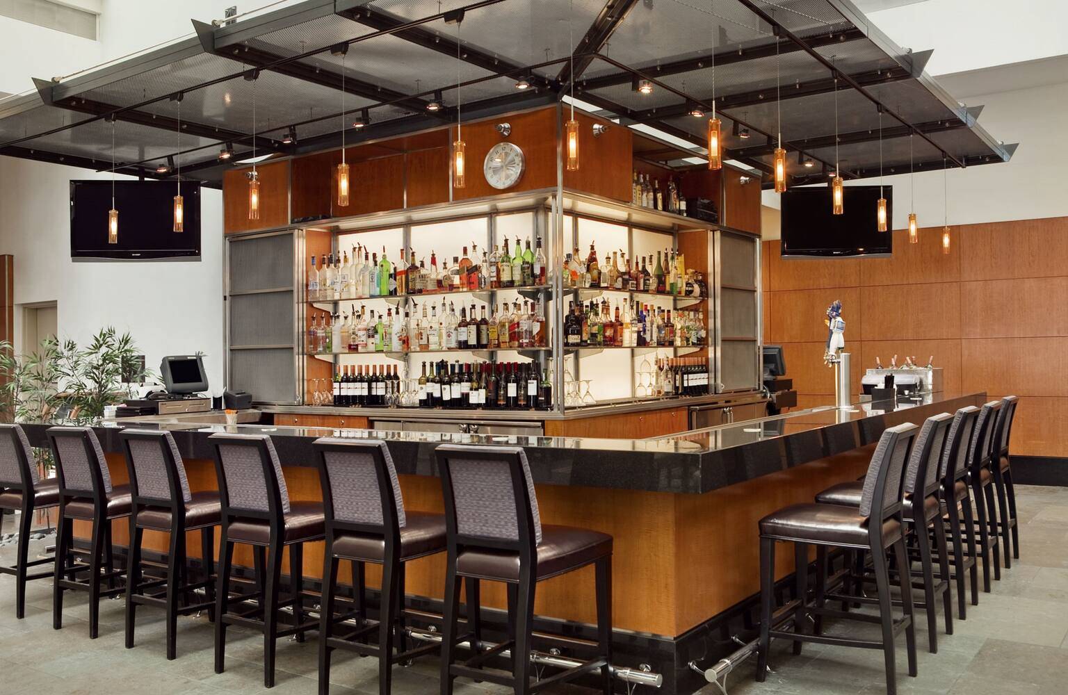 Embassy Suites by Hilton Chicago Downtown Magnificent Mile