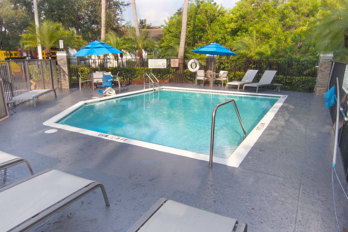 Holiday Inn Express & Suites Fort Lauderdale Airport West, an IHG Hotel