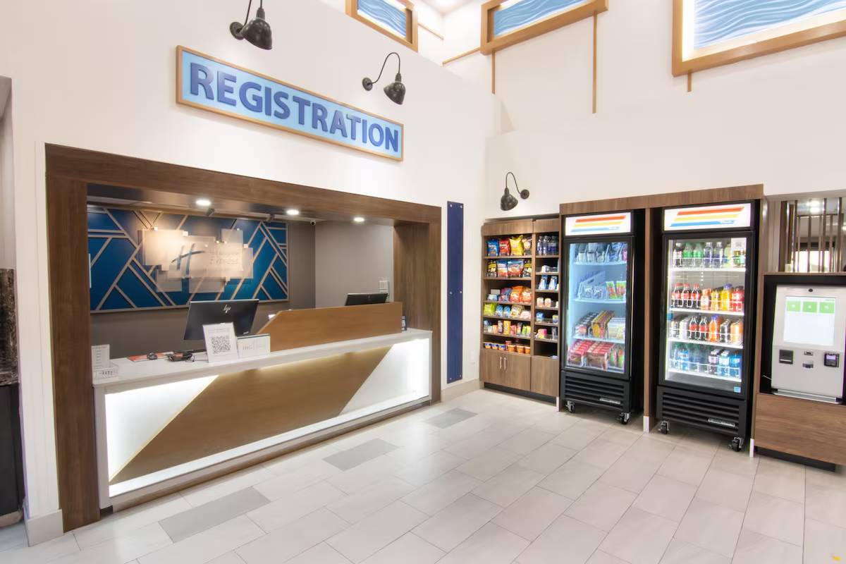 Holiday Inn Express & Suites Fort Lauderdale Airport West, an IHG Hotel