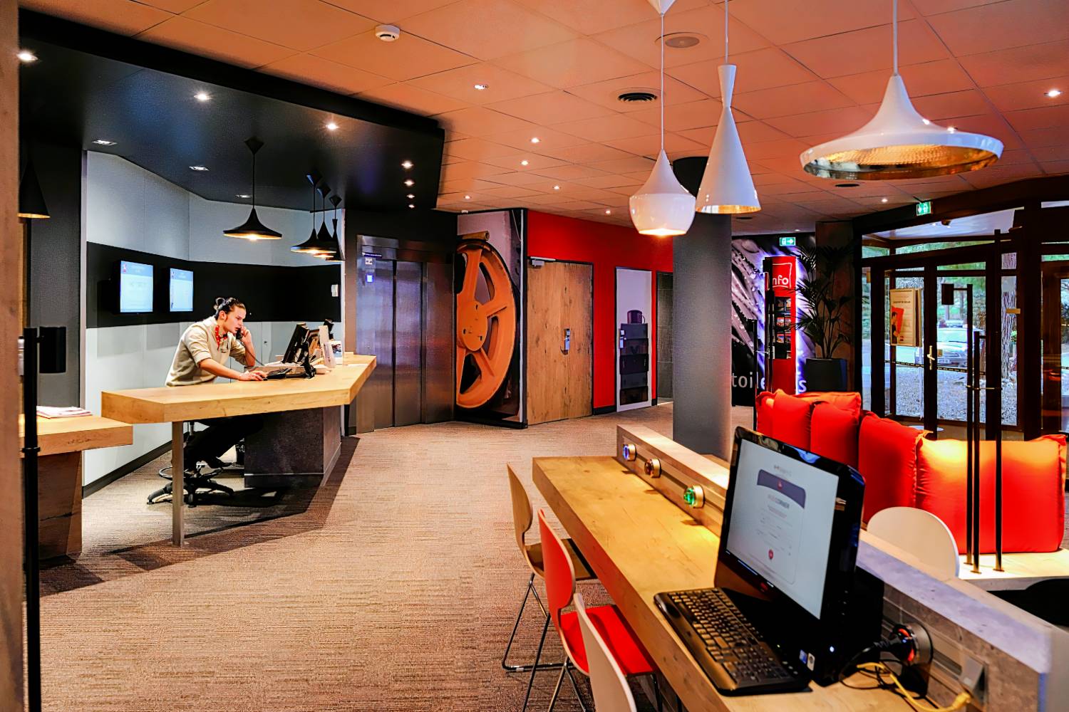 ibis Marseille Est La Valentine