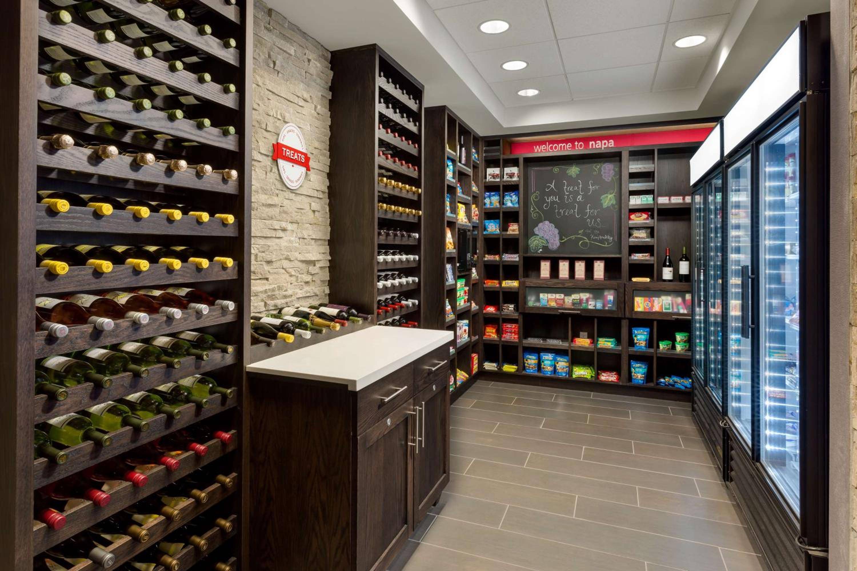 Hampton Inn & Suites Napa