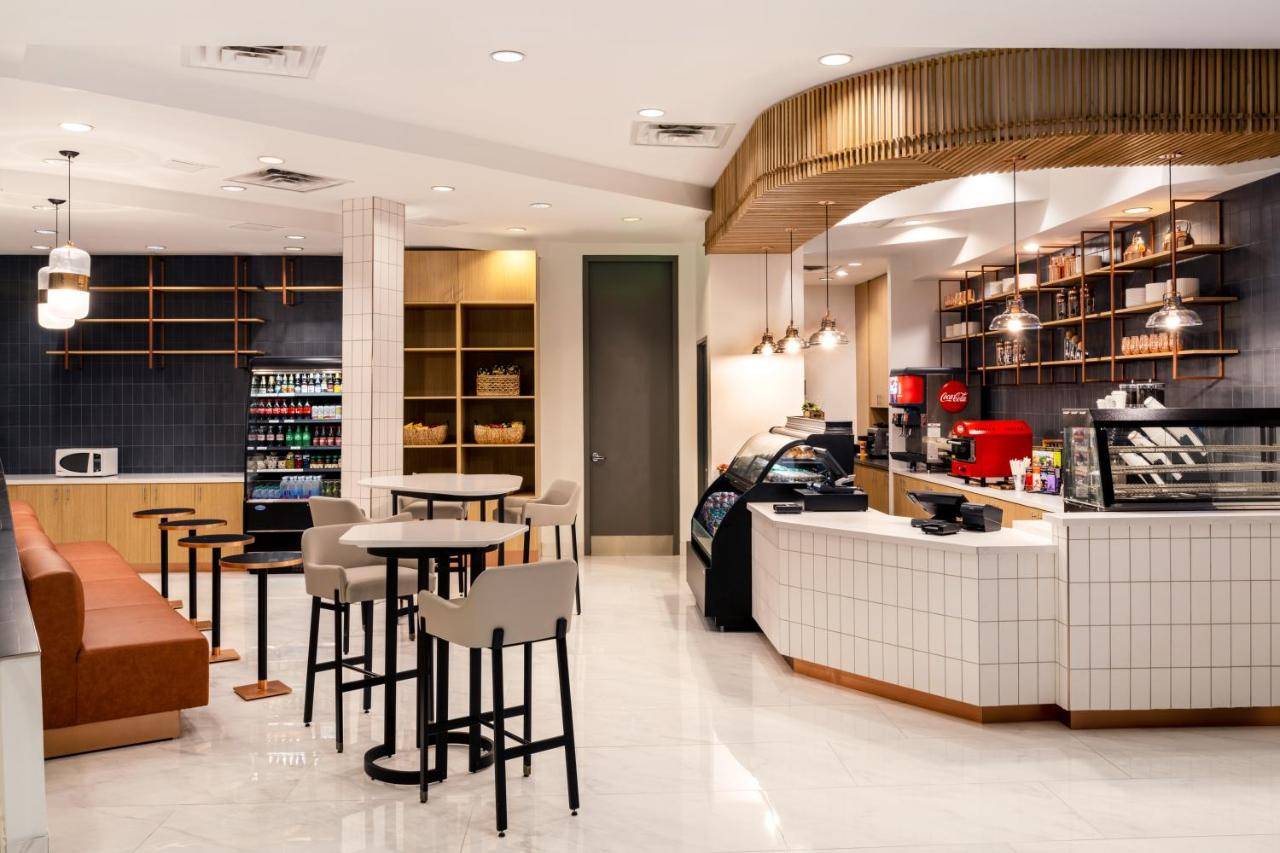 Hilton Dallas Lincoln Centre