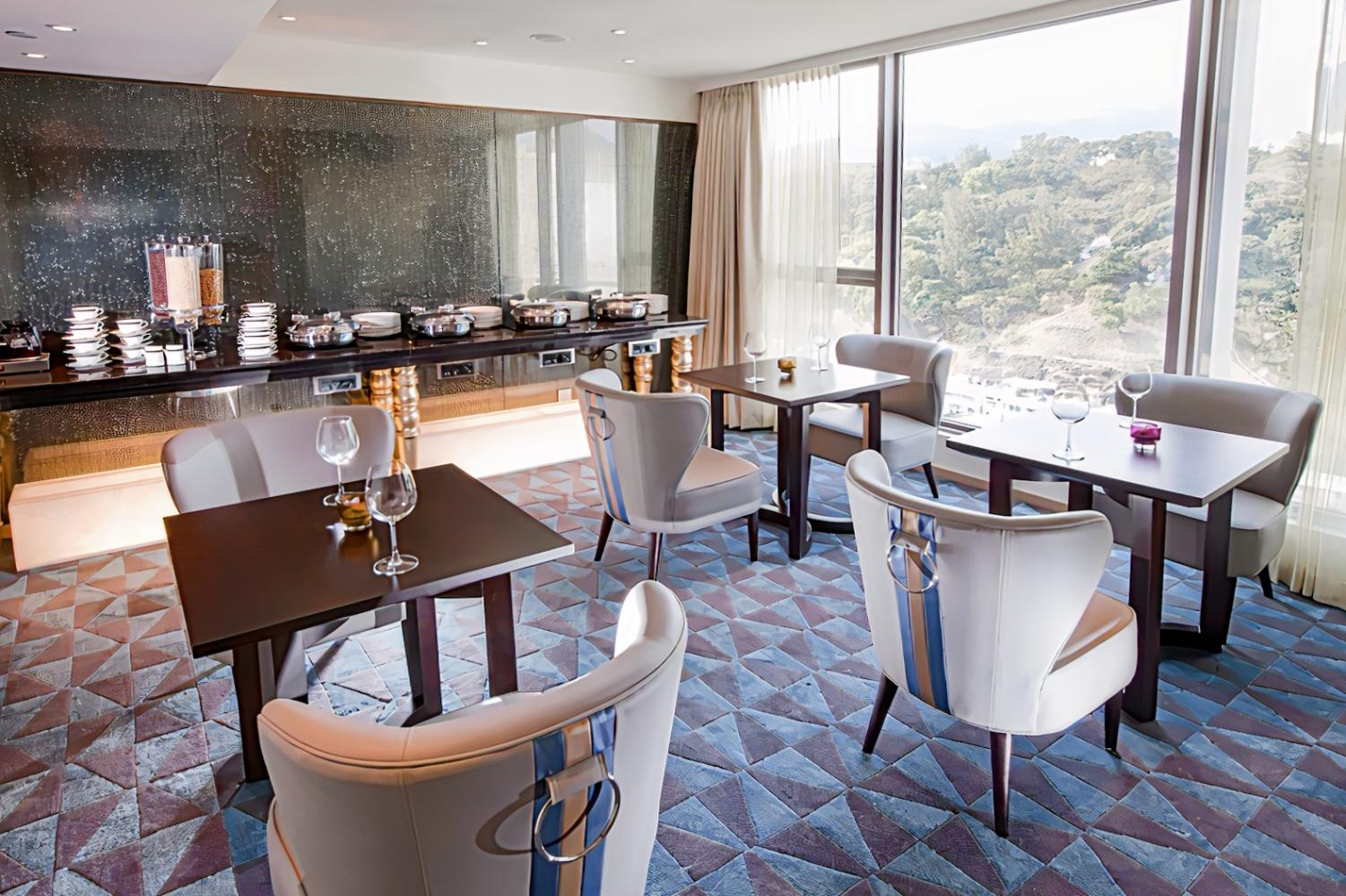 Dorsett Tsuen Wan, Hong Kong