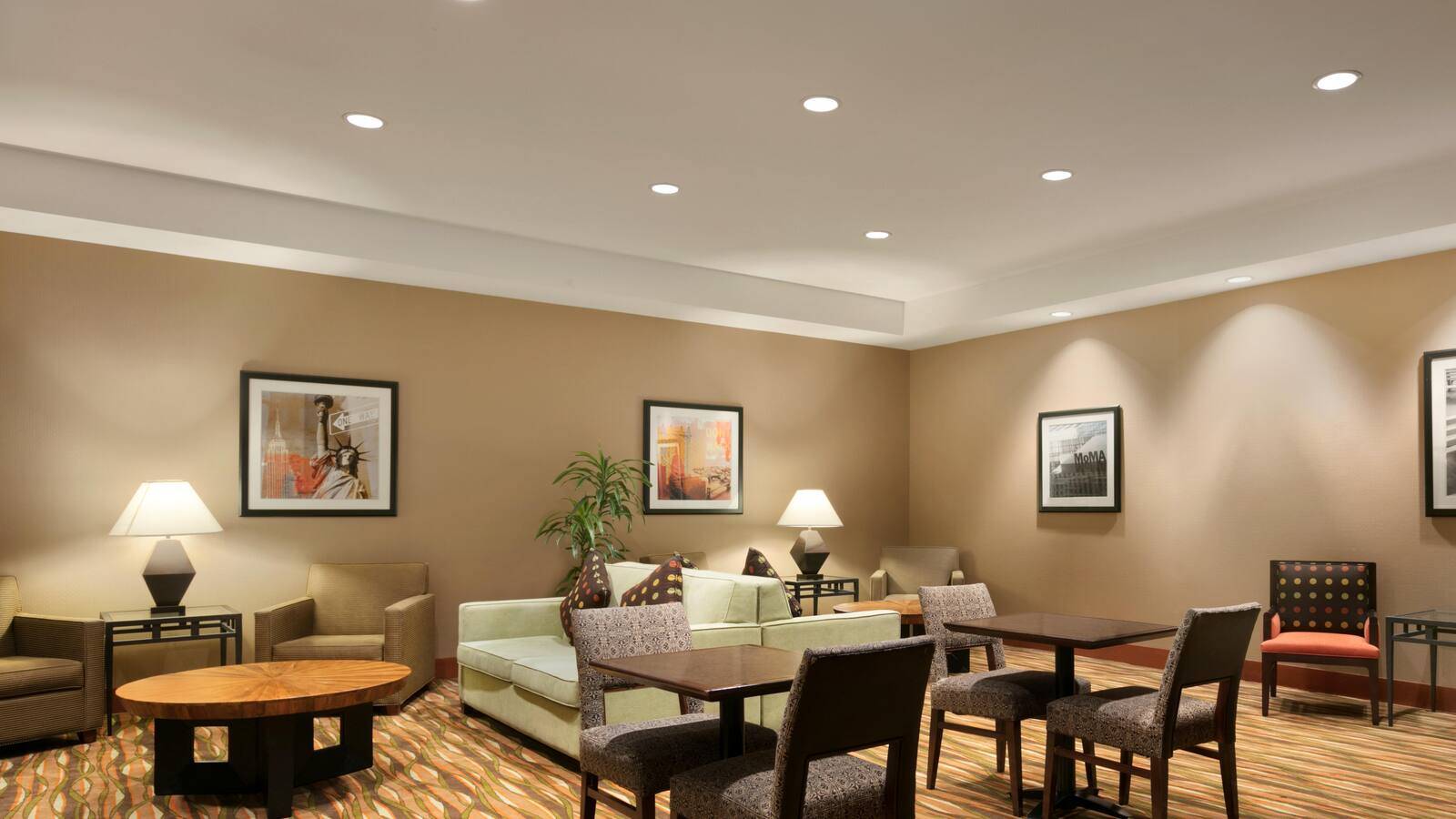 Hampton Inn New York - LaGuardia Airport