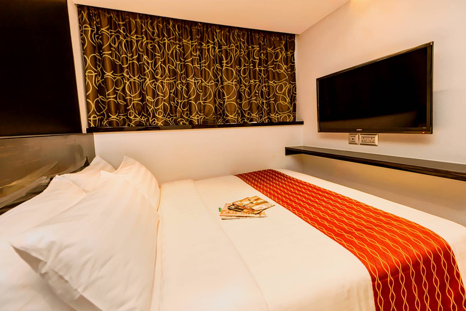 Noble Park Hotel (inactive)