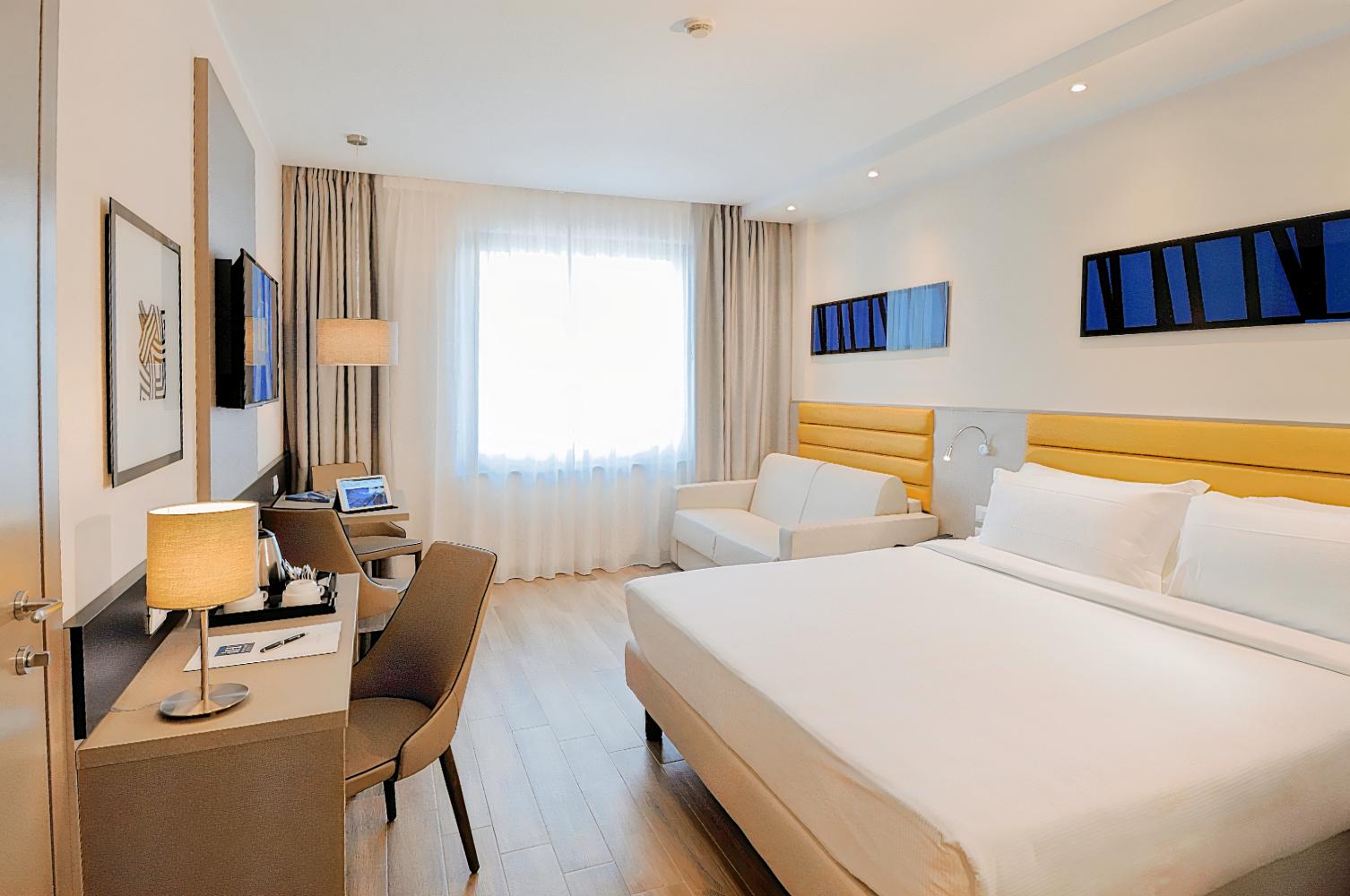 IH Hotels Milano Lorenteggio