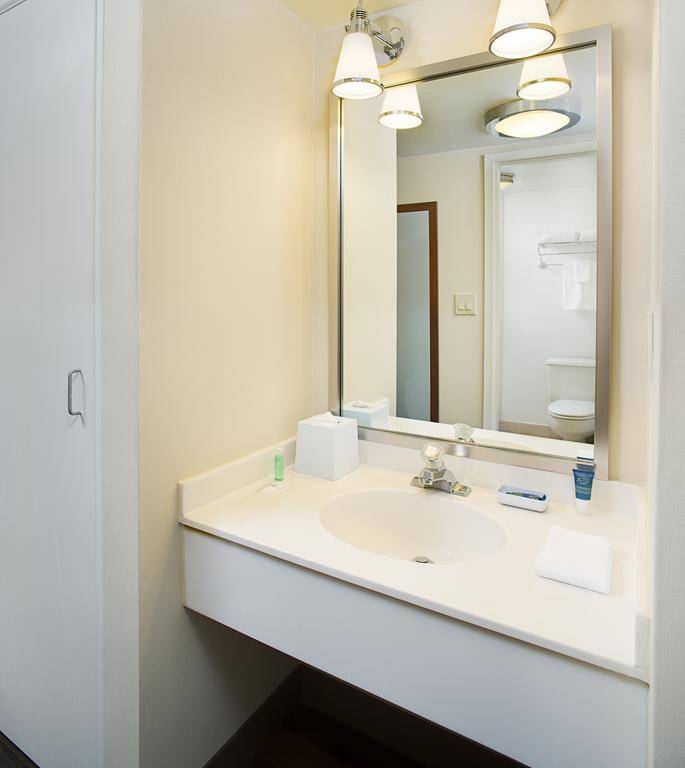 Four Points by Sheraton Philadelphia Airport