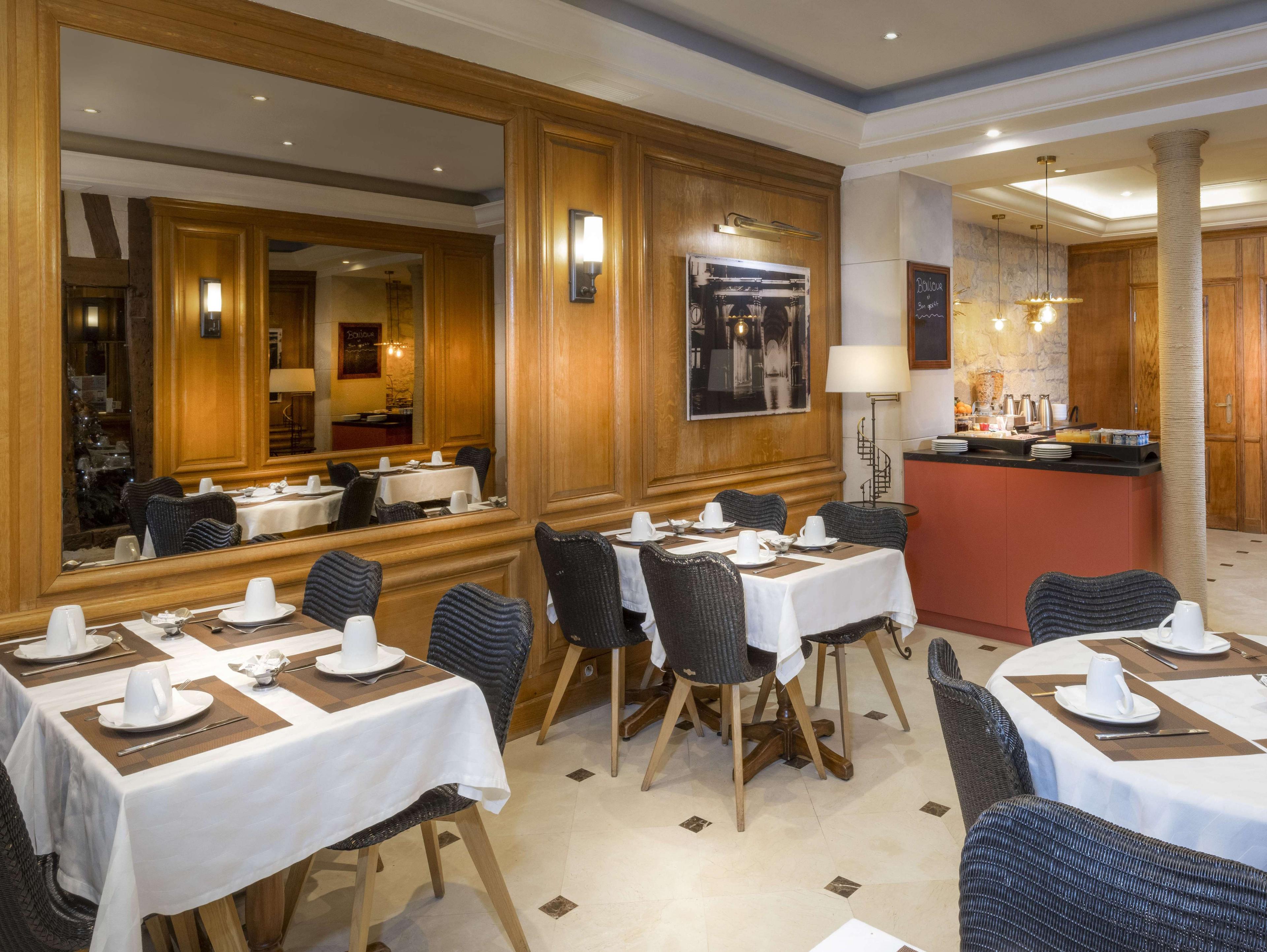 Dauphine Saint Germain