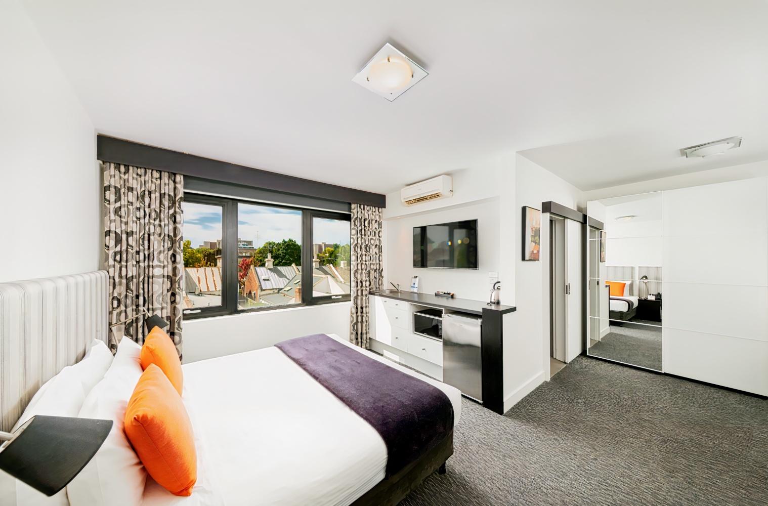 Comfort Hotel East Melbourne