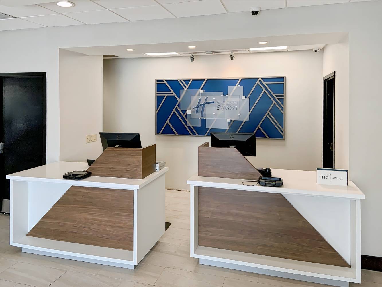 Holiday Inn Express Hotel & Suites Hermosa Beach, an IHG Hotel