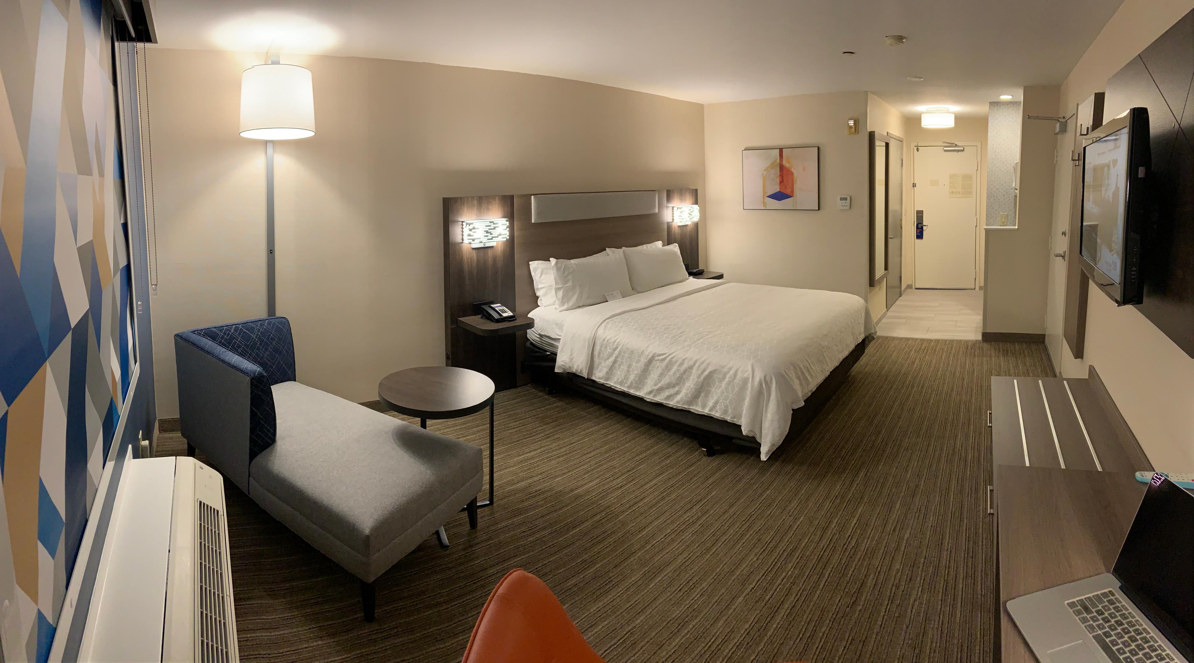 Holiday Inn Express Hotel & Suites Hermosa Beach, an IHG Hotel
