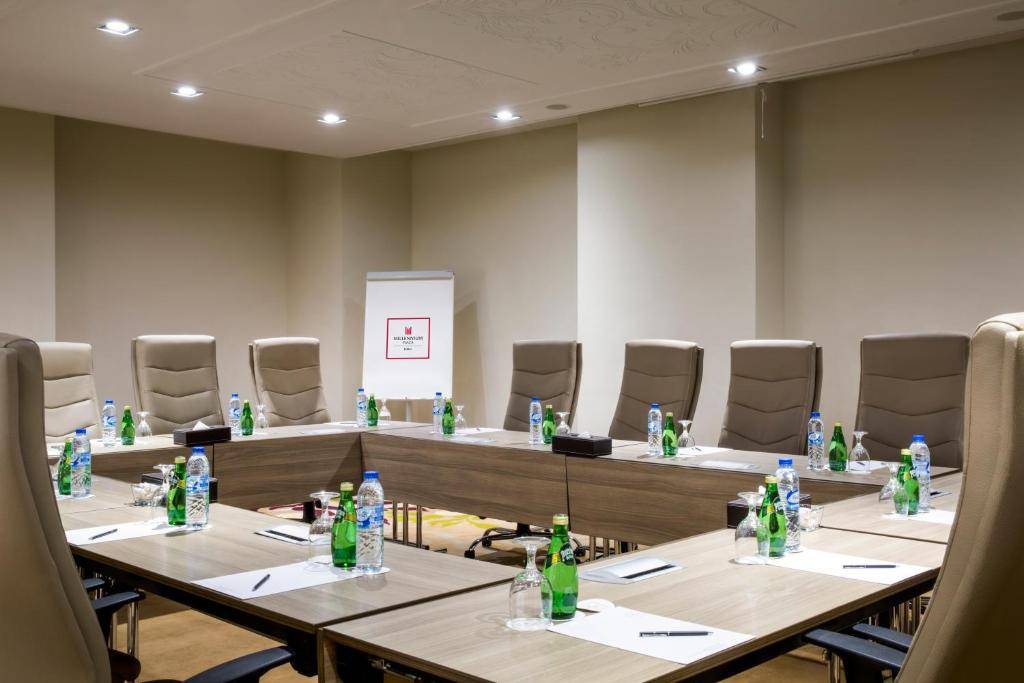 Millennium Plaza Hotel