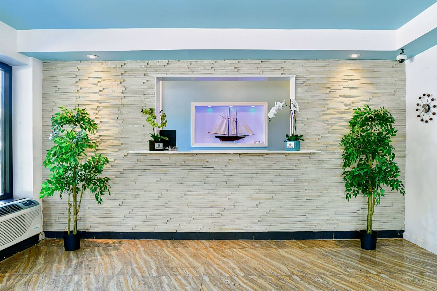 The Freeport Inn and Marina