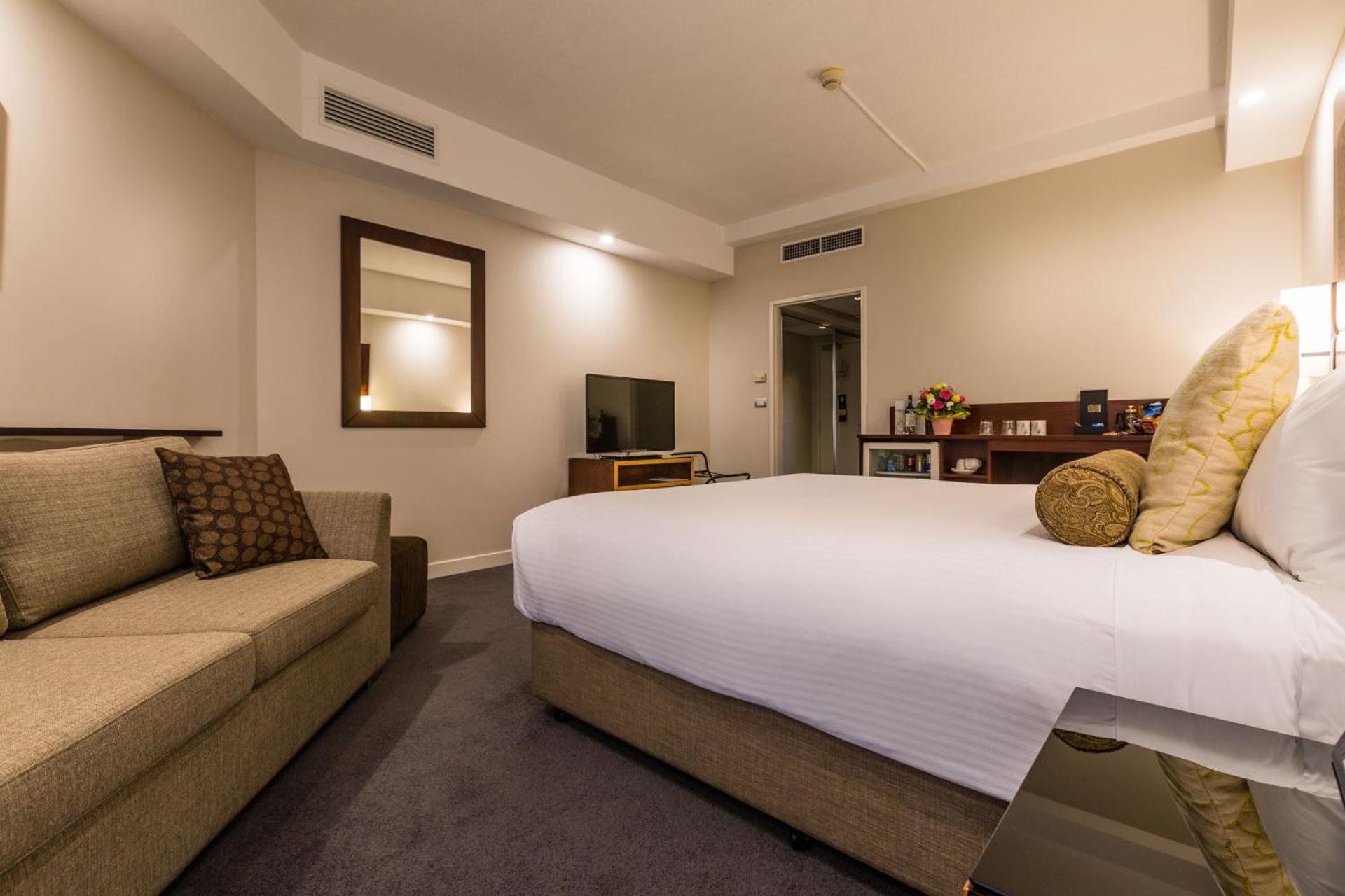 Amora Hotel Riverwalk Melbourne