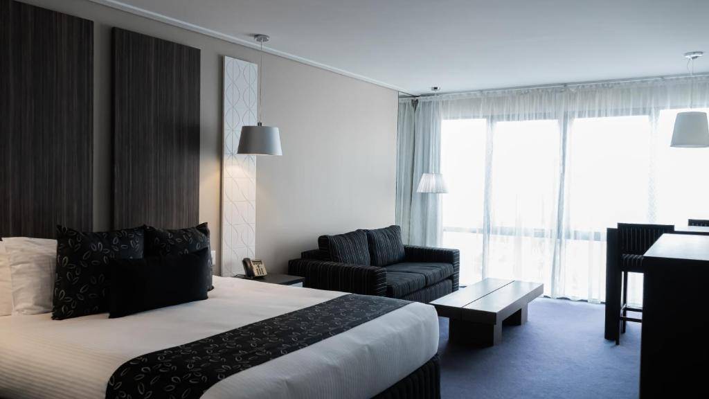 Quality Hotel Taylors Lakes