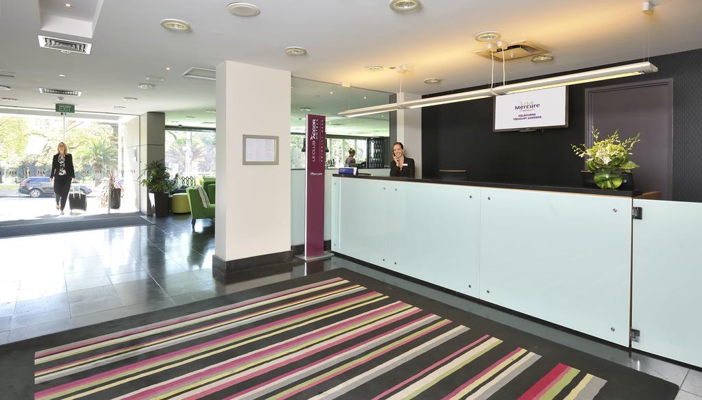 Mercure Melbourne Treasury Gardens