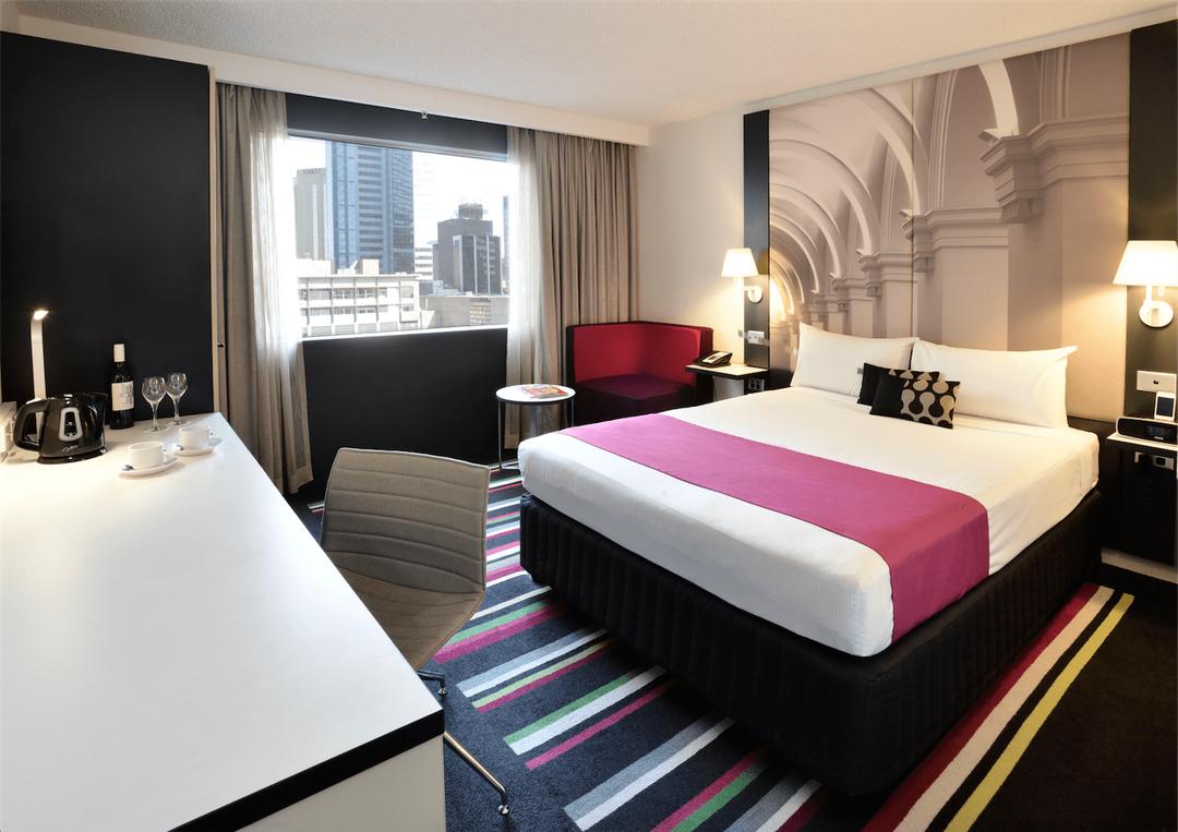 Mercure Melbourne Treasury Gardens