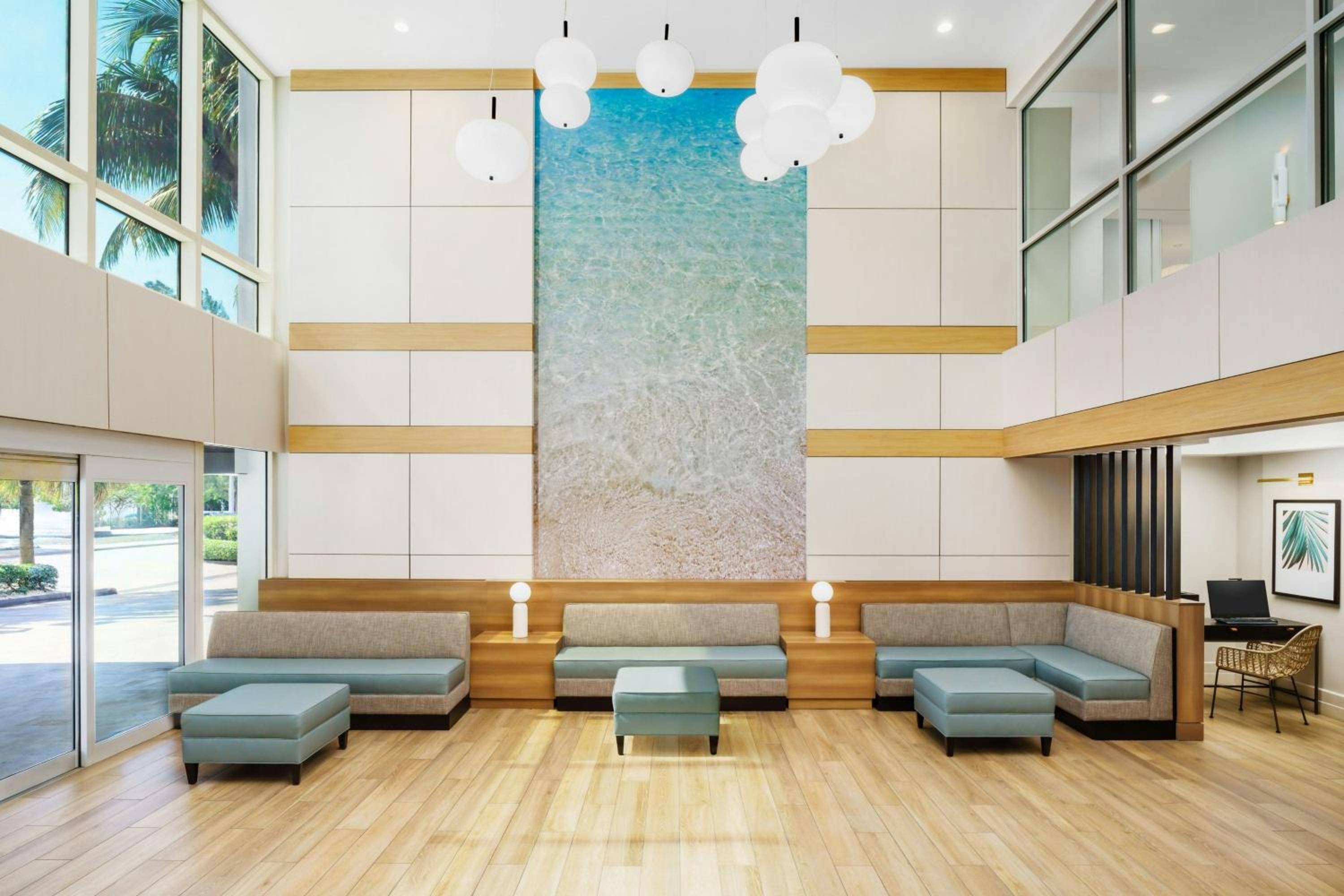 Courtyard by Marriott Oceanside Fort Lauderdale Beach