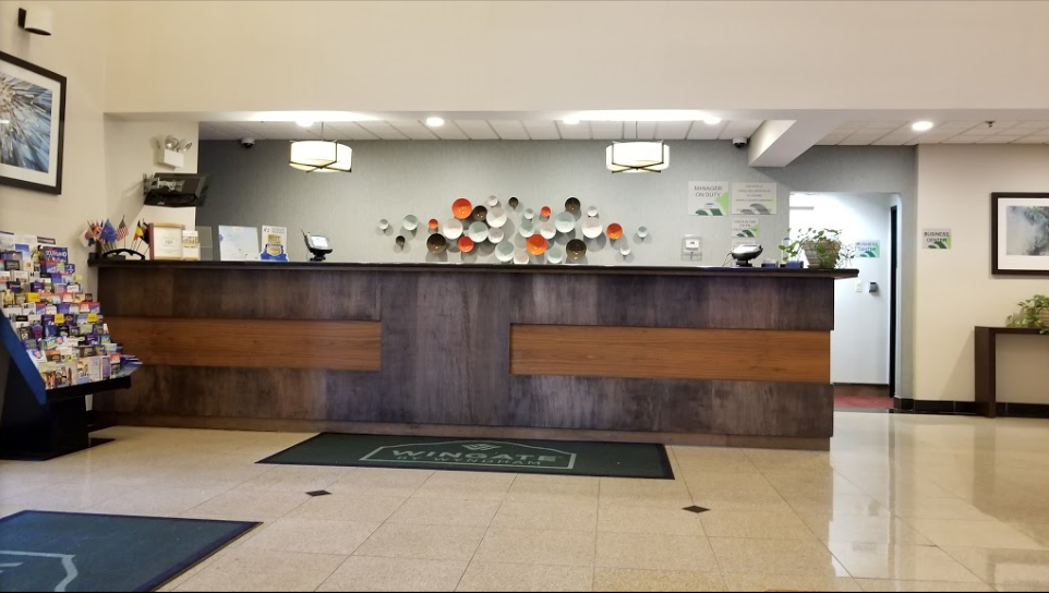 Wingate by Wyndham Schaumburg / Convention Center