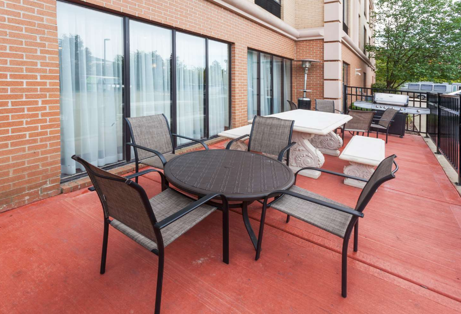 Wingate by Wyndham Schaumburg / Convention Center