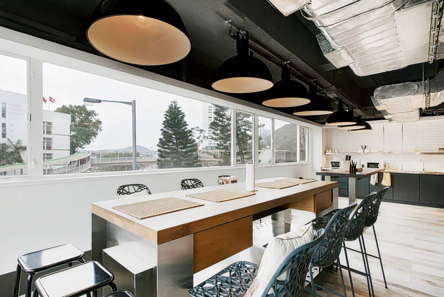 Mojo Nomad Aberdeen Harbour by Ovolo