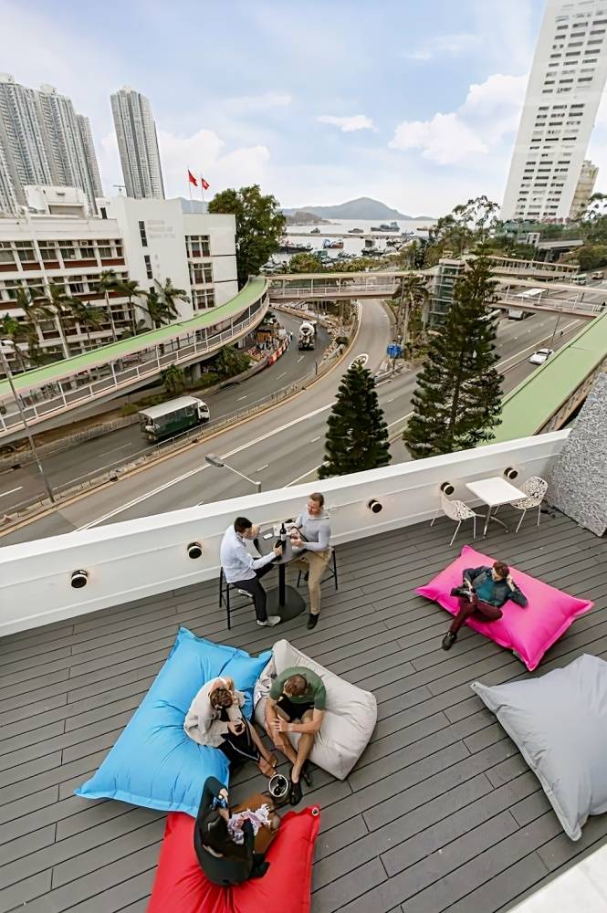 Mojo Nomad Aberdeen Harbour by Ovolo