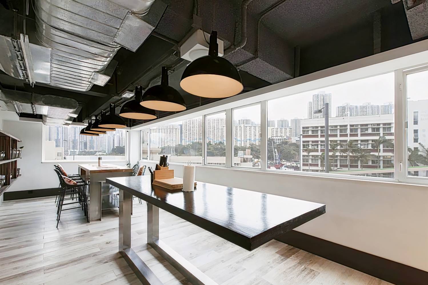 Mojo Nomad Aberdeen Harbour by Ovolo