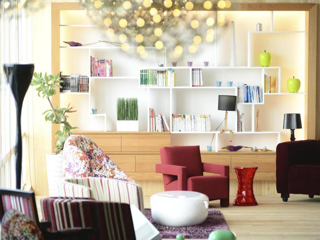 高雄旗津道沙灘酒店 In Young Hotel