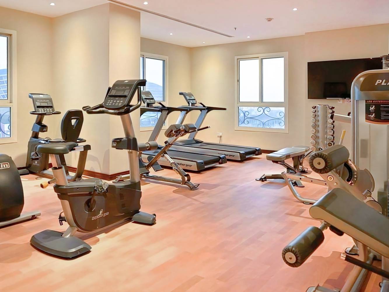 Strato Hotel By Warwick