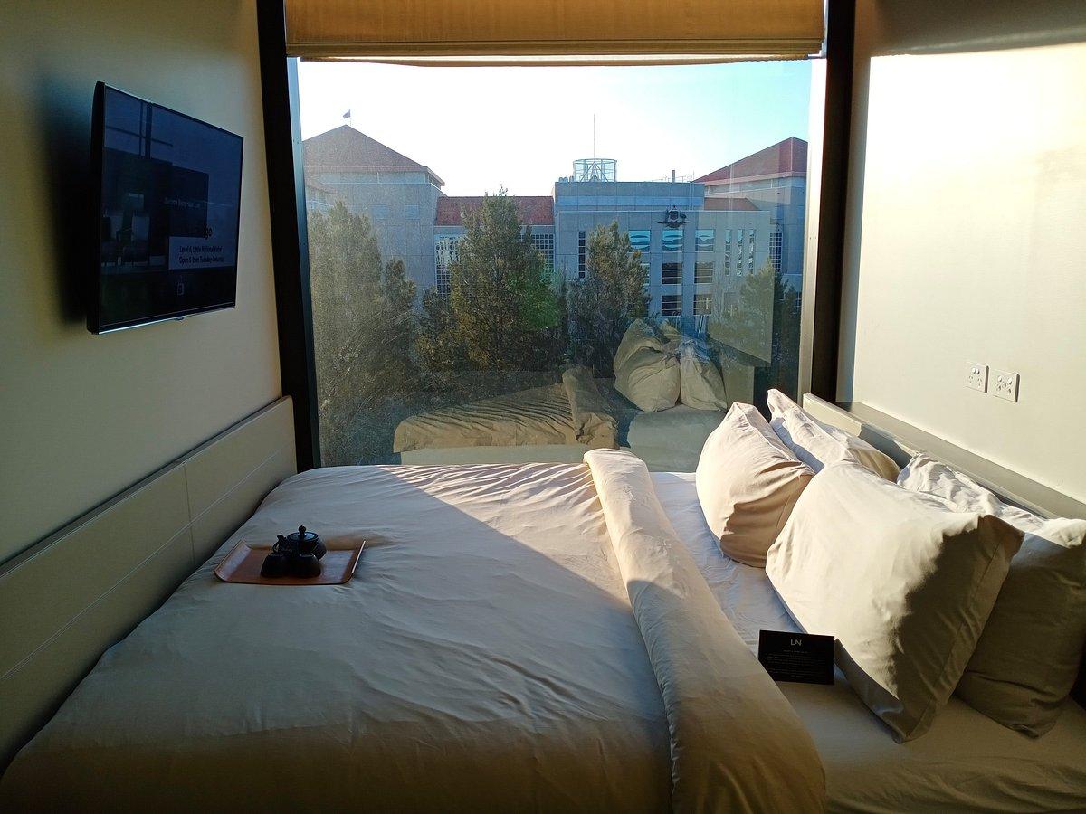 Little National Hotel Canberra