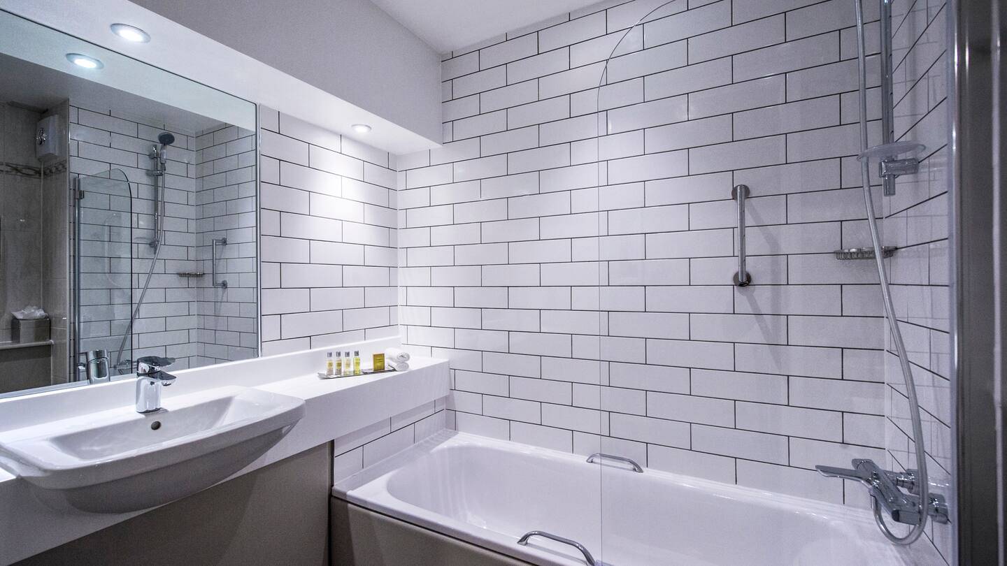 DoubleTree by Hilton Cheltenham-Cotswolds